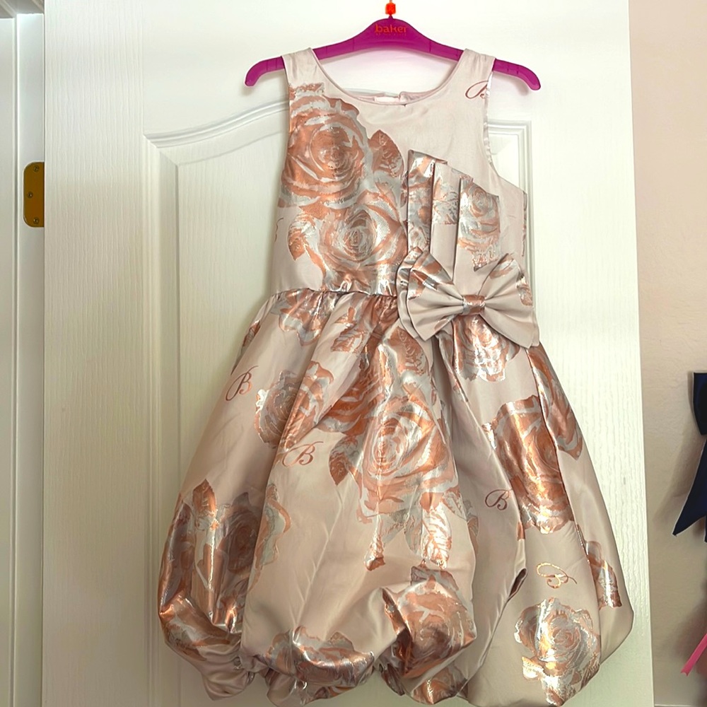 Formal soft pink dress with roses